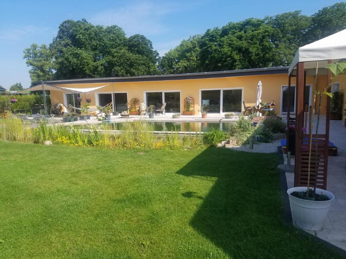 Ferienhaus Zum Imker Velten Eksteriør bilde